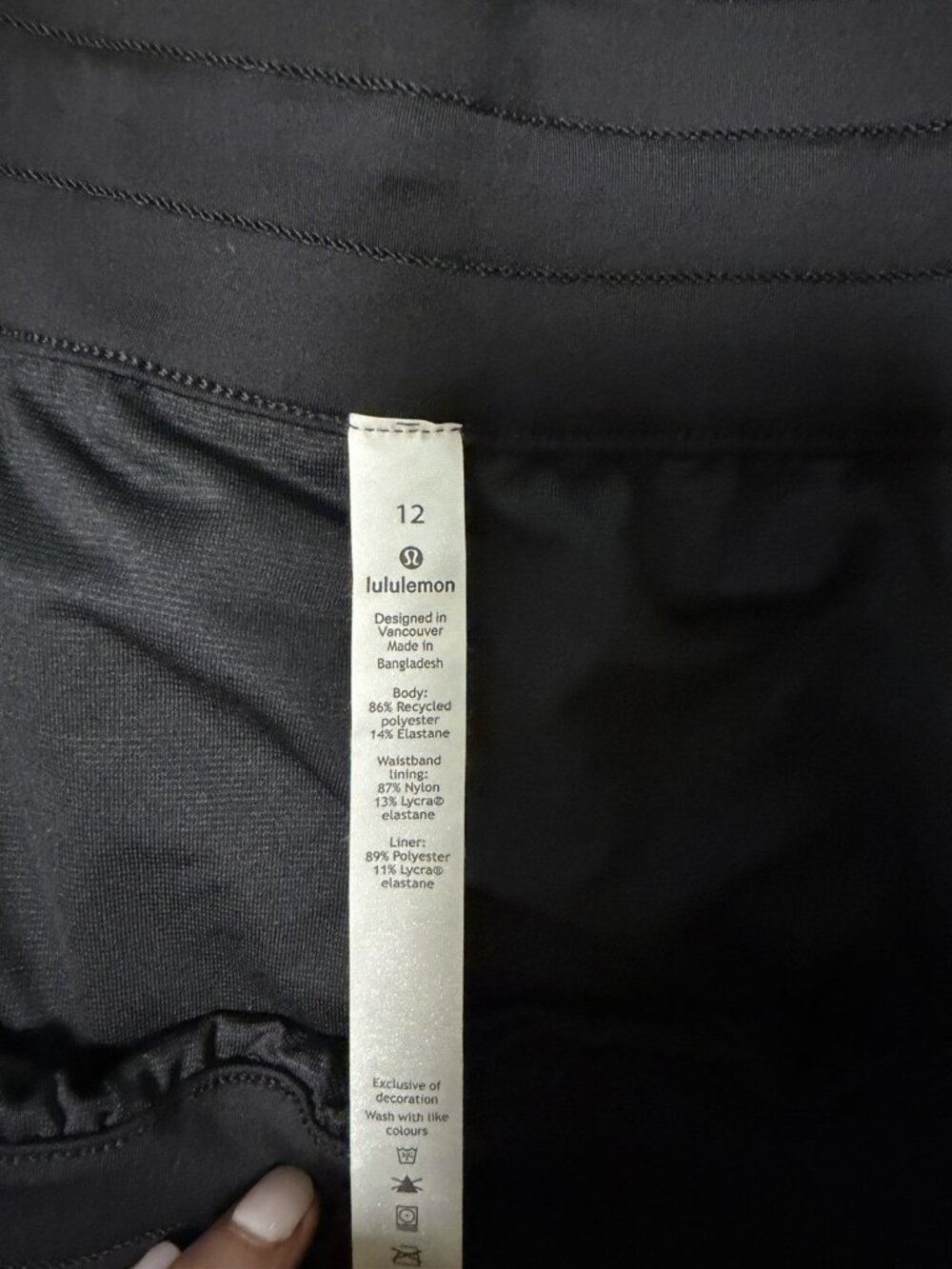 Lululemon Hotty Hot Short II *Long 4" Flowerescent Multi /Black | SIZE 12 NEW! - Picture 6 of 7